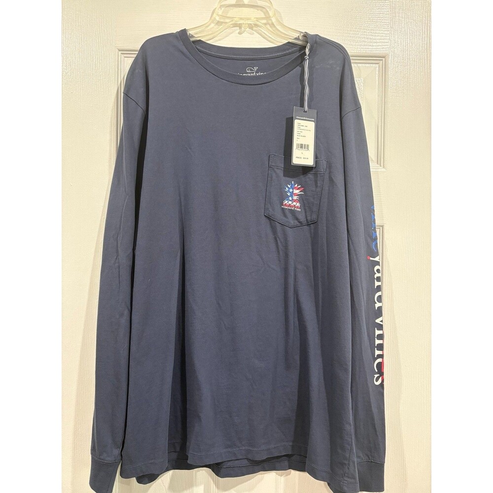 Vineyard Vines Mens L Pineapple Flag Long Sleeve Pocket Tee NWT Blue Blazer